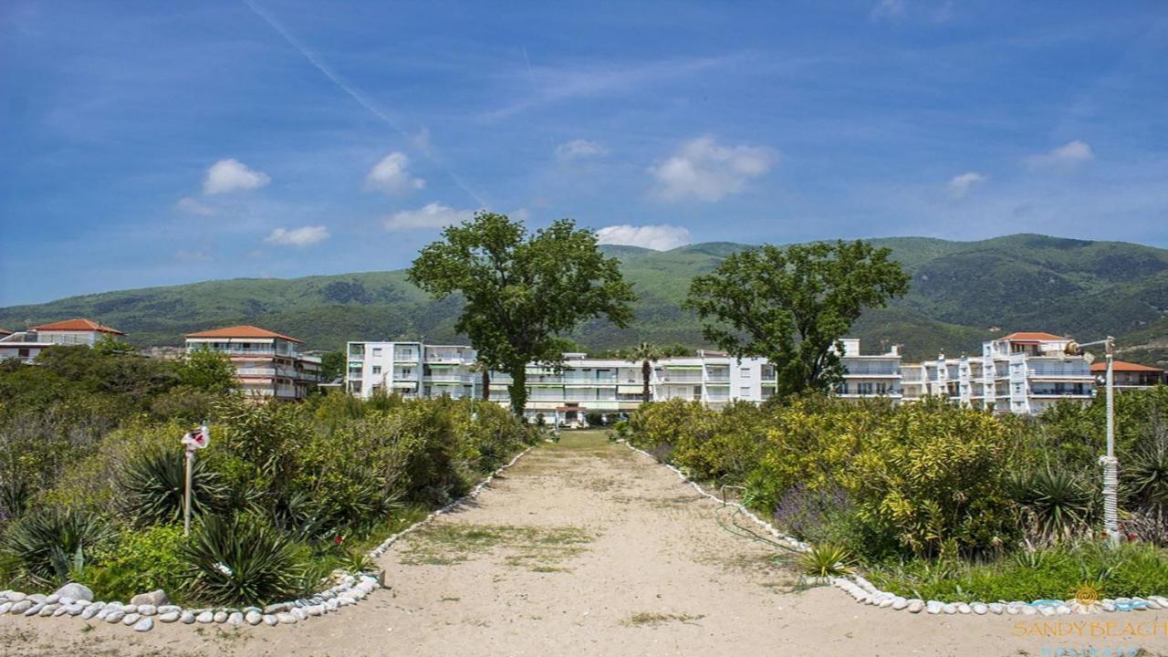 Apartment 45M2 In Aszproválta Kültér fotó