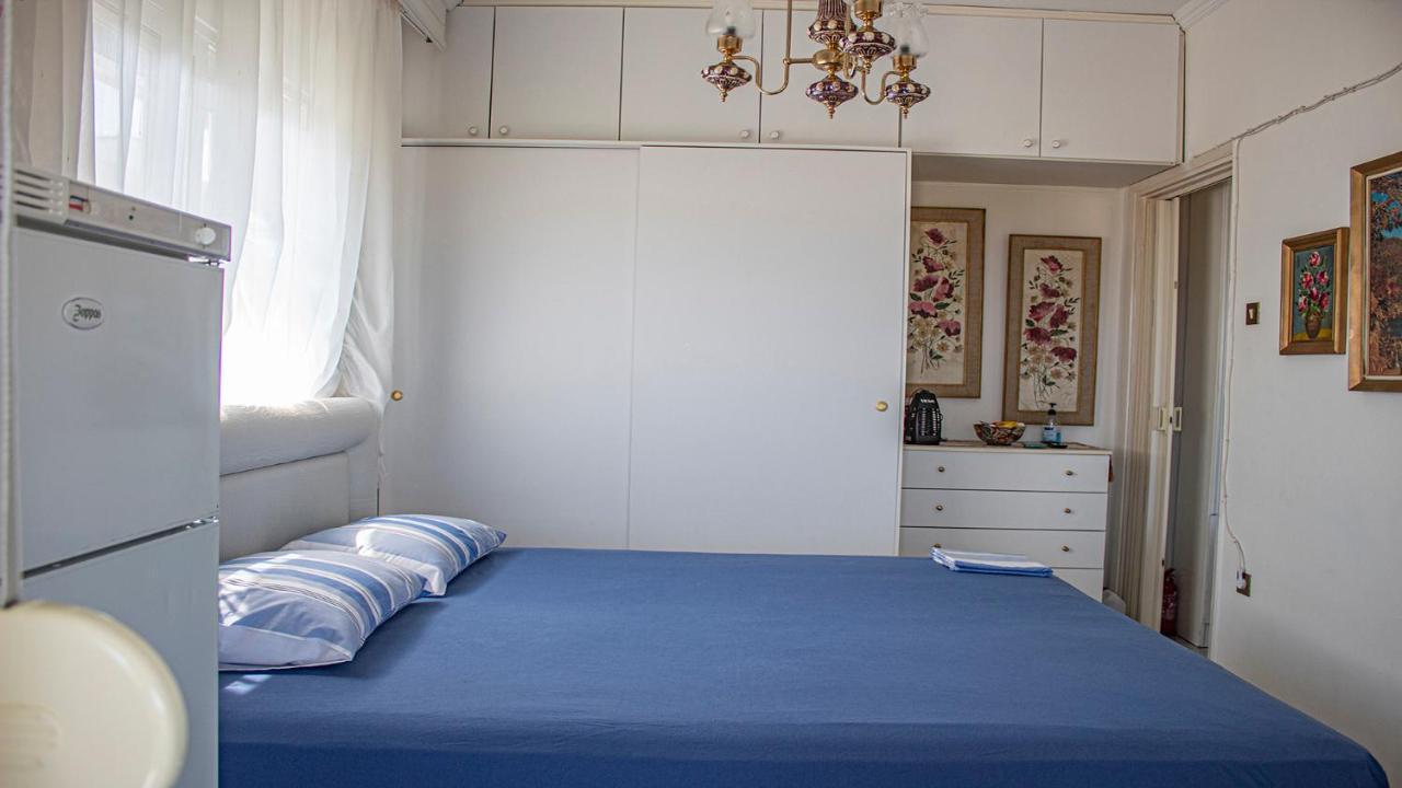 Apartment 45M2 In Aszproválta Kültér fotó