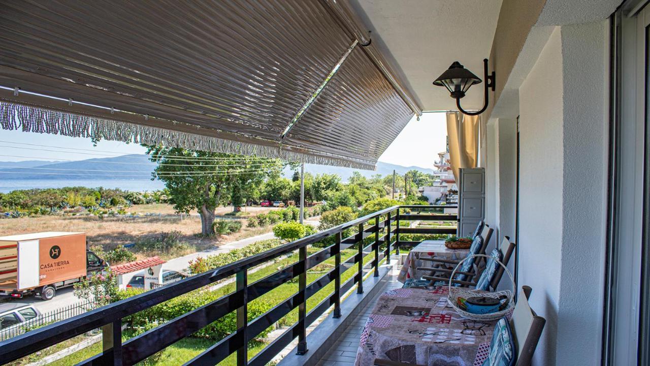 Apartment 45M2 In Aszproválta Kültér fotó